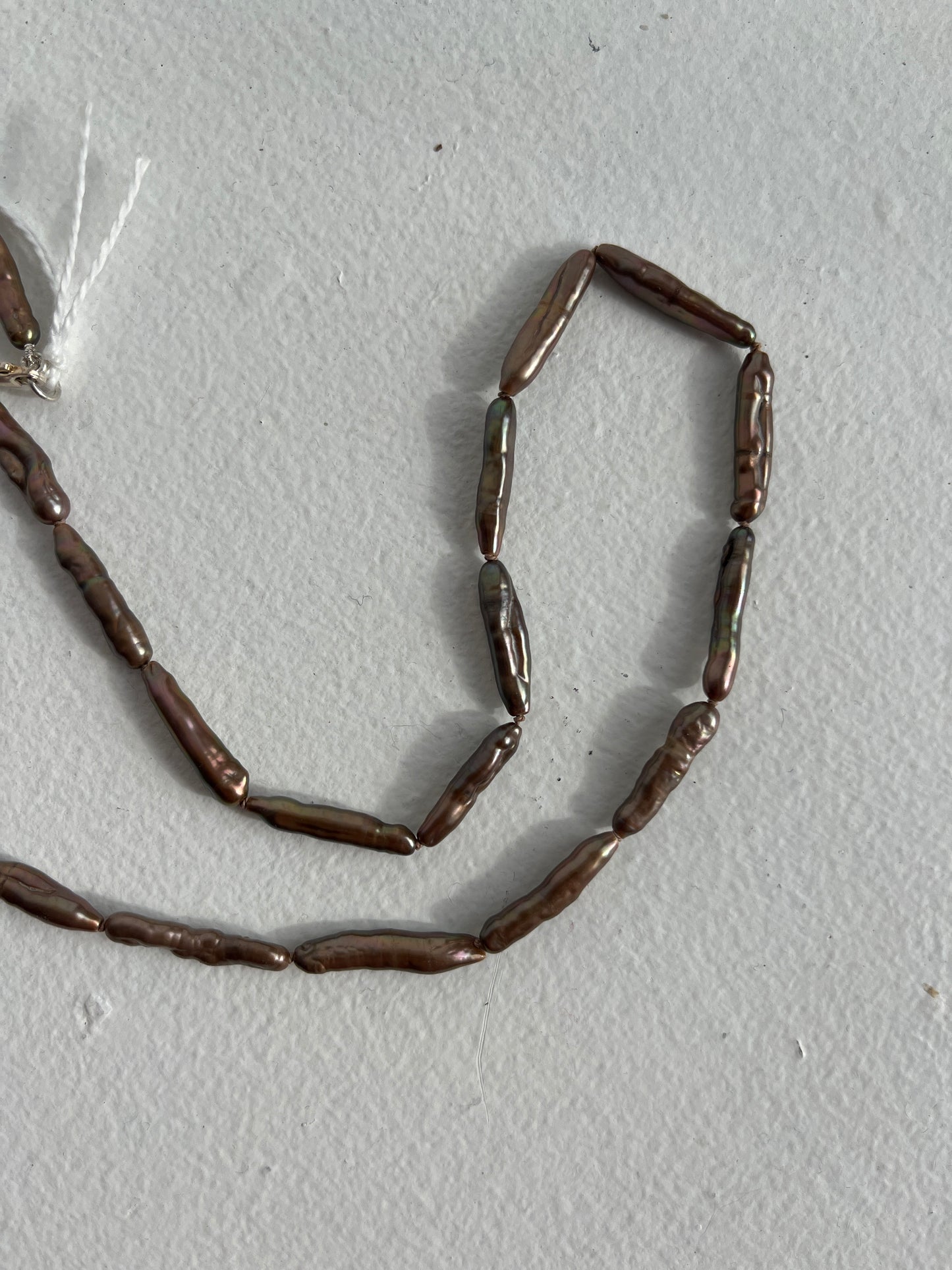 SOPHIE STRINGS PEARLS - THE STICKS BRONZE FRESHWATER 18"